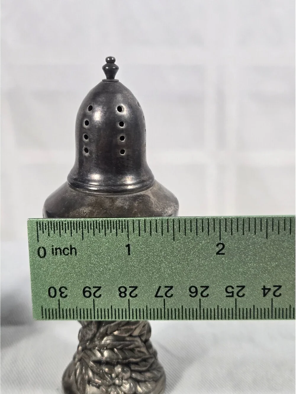 Vintage International Silver Co Salt Pepper Shakers Repousse 1991 Heavy 20oz